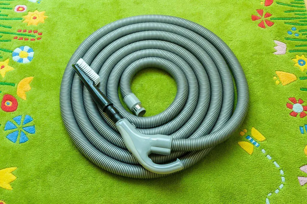 Benefits-of-Using-the-Right-Garden-Hose-Size-homegardennice